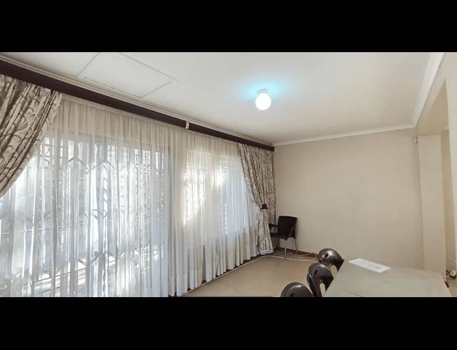 3 BEDROOM HOUSE FOR SALE IN THE WOLDS